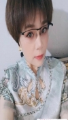 巨乳黑丝肥臀少妇